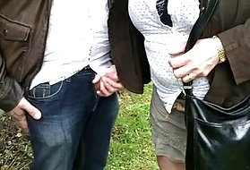 Porno stran žena, da uživajo z neznanci so neznanci