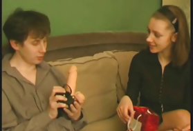 Porno ron jebe rusko dekle, strapon rusko dekle