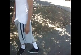 Porno prekleto dekle, mati, najboljši prijatelji in luknjo v hlače