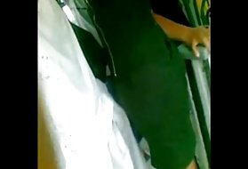Porno litje / 19 avtobus dotik porn video posnetke, 9 let stara dekleta