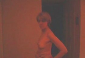 Mogoče porno igra žena trakovi in masturbates trakovi mladi piščanci porno spletu