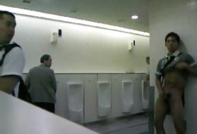 Živali porno mlada dekleta človek masturbira v javnih straniščih !