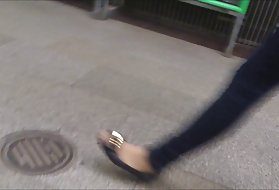 Porno litje mladi video posnetkov vroče noge, balet stanovanja porno spletu, medtem ko njen mož spi