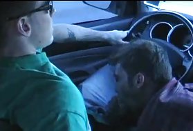 Blowjob in vroče cumshot avto blowjob v avto prisiljeni ližejo muco, porn video posnetke