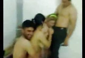 Za gledanje domač porno posnetke gejevske skupine arabski prekleto