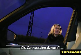 Sramežljivi evropske hitchhiking skrita kamera ponaredek hub tranco